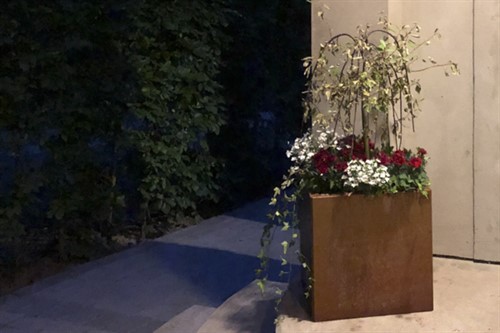 Gardenbox vid entré